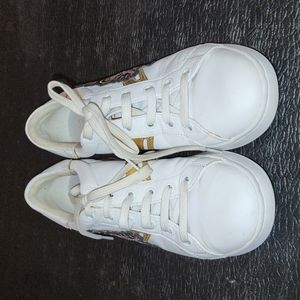 Good condition limited edition Geox womens sneakers size 5